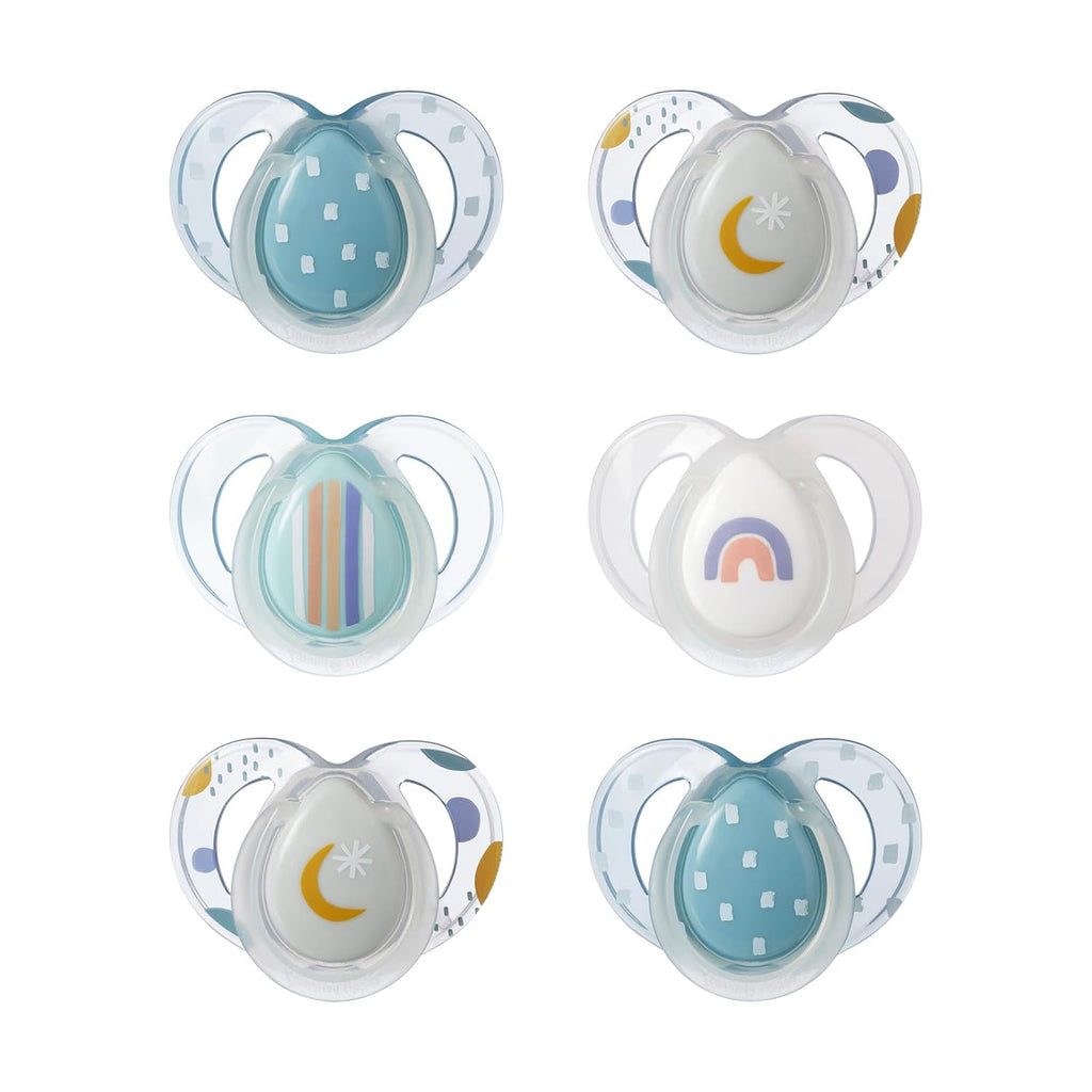 Tommee Tippee Night Time Pacifier, 6-18 Months, Symmetrical Silicone Baglet, BPA-Free Binkies, Glow in The Dark Technology, Blue Rainbow, Pack of 6